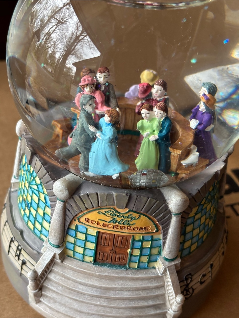 Vintage Liberty Falls Roller Rink Musical Snow Globe AH239  Collectible Deco
